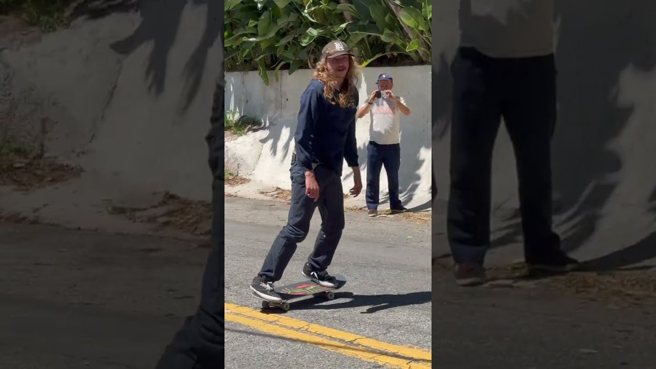 Matthew Wilcox, always searching. Filmed by @kennymartes