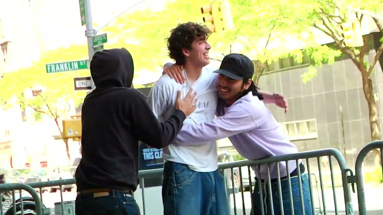 Jasper Stieve tells the story of his ender from Neema Joorabchi's video, "If U Know." Watch here: https://www.youtube.com/watch?v=ACI6P8H0yFA • (Yes, it's the Jason Dill "Mind Field" ender ...switch.) <br /><br />📹 via Neema Joorabchi <br /><br />Full Interview with Jasper live on QS: https://quartersnacks.com/2025/05/if-u-kno-an-interview-with-jasper-stieve