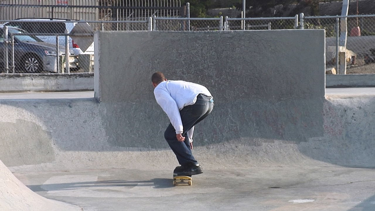 Aaron Loreth talks about the extension at West Park in Ventura, California. <br /><br />Video by Farran Golding. 📹 Principal Footage by Geoff Browne, Benny Maglinao, Logan Lara & Angel Saucedo. <br /><br />Supported by Stüssy. <br />https://quartersnacks.com