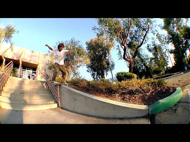 Links to original clips: https://quartersnacks.com/2024/01/qstop10-january-26-2024/ • Intro via https://www.instagram.com/ugqwamoto/