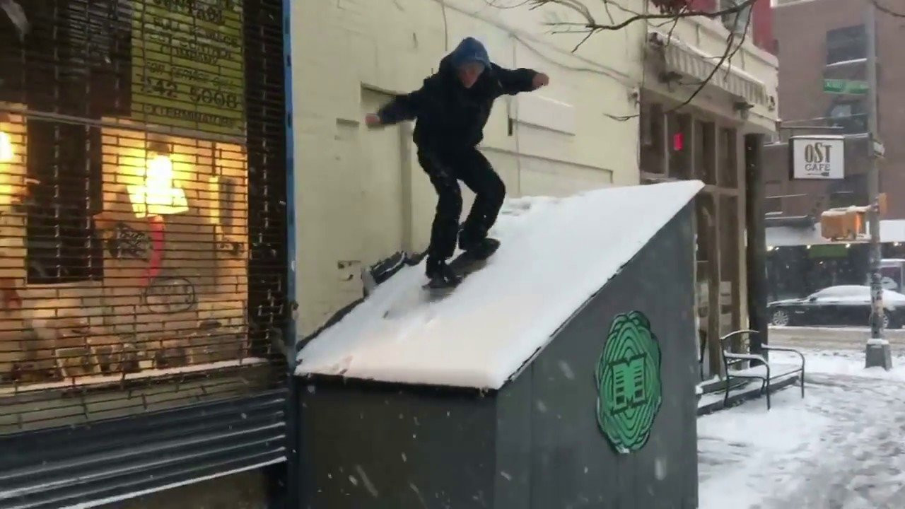 Countdown begins @ 7:15 • Links to original clips here: http://quartersnacks.com/?p=38600