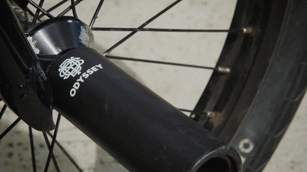 Our new 4.5" plastic Graduate Pegs are available now. Fast sleeves and full 4130 core. Switch grinds brought to you by Broc Raiford.<br /><br />SPECS:<br />14mm with 3/8” adapter<br />Replacement sleeves sold separately<br />4.5″ (length) x 1.5″ (outer diameter)<br />Sold individually<br />4.5 oz (9 oz for a pair)<br /><br /><br /><br /><br /><br />---<br />http://www.odysseybmx.com<br />htttp://store.odysseybmx.com<br />---<br />http://facebook.com/odsybmx<br />http://twitter.com/odysseybmx<br />http://instagram.com/odysseybmx<br />http://odysseybmx.tumblr.com