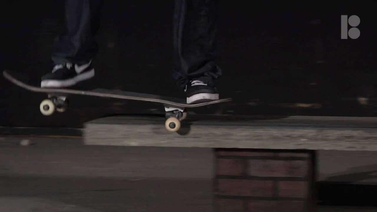 Learn the fundamentals of ledge skating with Paul Rodriguez. Starting out with the 50-50.