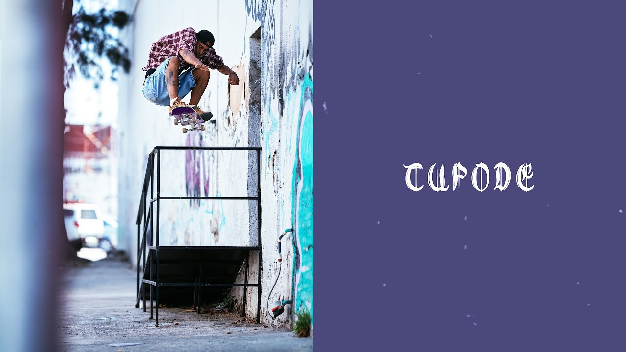 Feat. Wilton Souza, Pedro Biagio, Rafael Gomes, Pedro Iti, Lucas Cicolo, Cleverson Maniglia, Lucas Antônio, Tiago Antônio & Friends. <br /><br />Our homies at Tupode put in the work for their 15-minute long "Pensa Direito" video we are happy to present to you. <br /><br />Filmed & edited by Diogo Ramos<br />Additional Filming by: Bruno Dox, Rodrigo de Andrade, Murilo Ramão, Julian Eduardo, Felipe Humphreys, Amauri Júnior, Marcelo Rizzi & João Vitor<br /><br />Art by: Mateus Gomes<br /><br />Get our books & apparel collection here: https://pocketskatemag.com/shop/<br /><br />Feel free to subscribe to our channel and follow us on Instagram:<br />http://www.instagram.com/pocketskatemag <br /><br />Our Website:<br />http://www.pocketskatemag.com