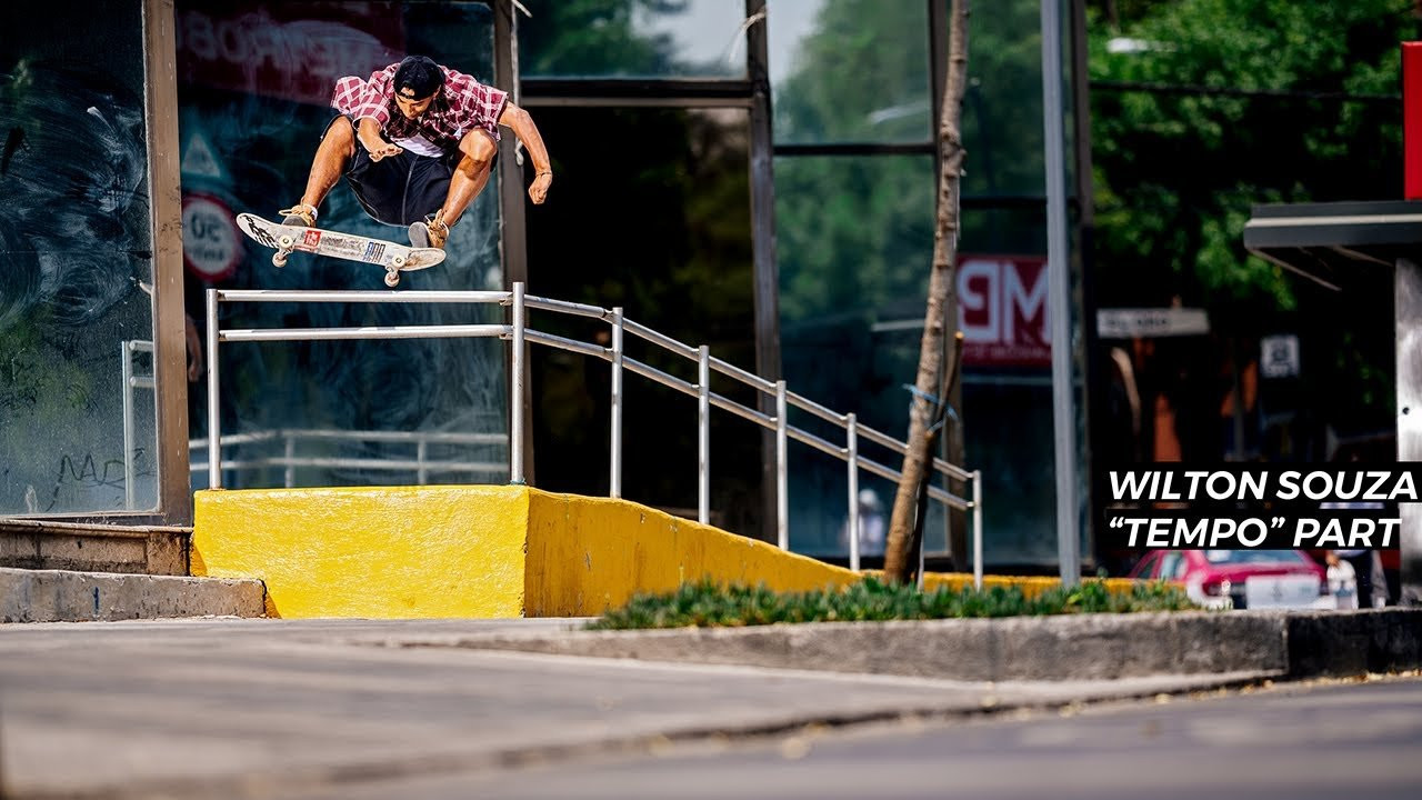 We are happy to present "TEMPO", a Wilton Souza part filmed in the city of Maringá by Leonardo Beazotto. Our Portuguese is a little rusty but apparently, the song is about making things happen regardless of the situation. The kind of spirit we all need these days. <br />Enjoy. <br /><br />Filmed & Edited by Leonardo Beazotto <br />Photo: Burny<br /><br />#videopart #skateboarding <br /><br />Get our books & apparel collection here: https://pocketskatemag.com/shop/<br /><br />Feel free to subscribe to our channel and follow us on Instagram:<br />http://www.instagram.com/pocketskatemag <br /><br />Our Website:<br />http://www.pocketskatemag.com