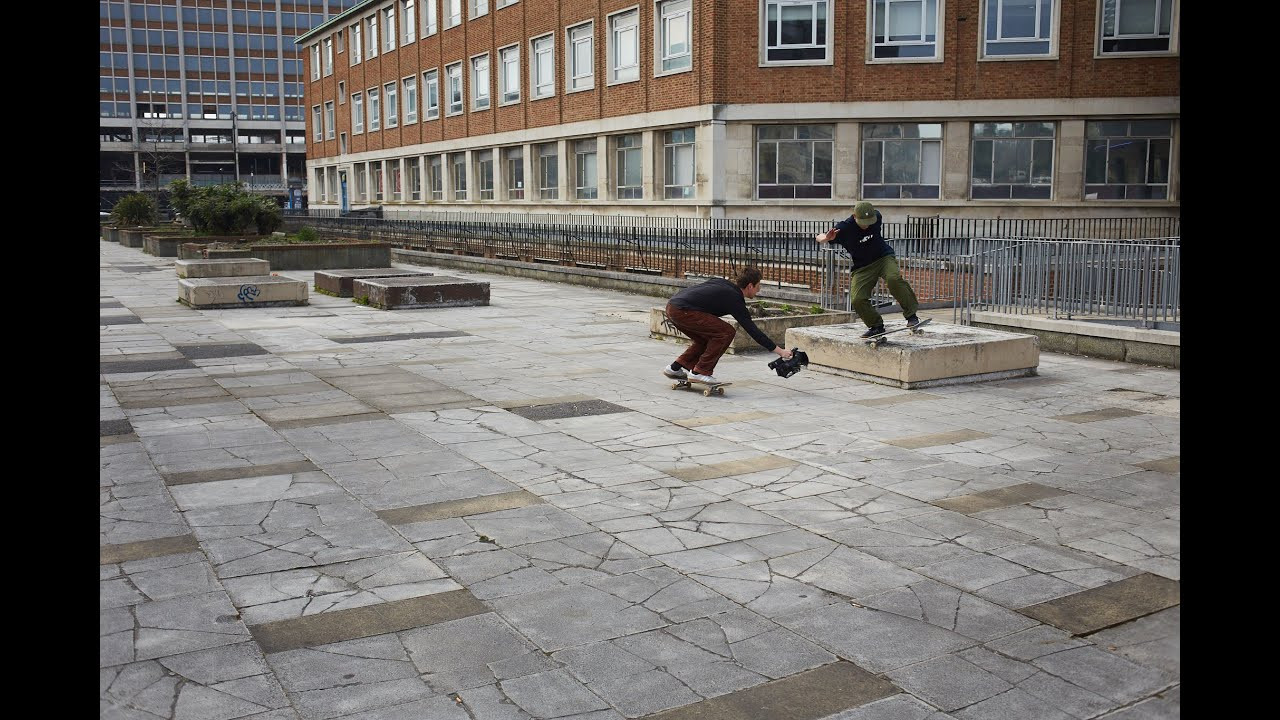 Dom Henry during the closing chapter of London’s now defunct Fairfield Halls spot in Croydon. (Filmed 2017 - 2019.) Filmed by Quentin Guthrie, Rich Smith and Adam Todhunter. Thumbnail image by Wig Worland.<br /><br />https://quartersnacks.com