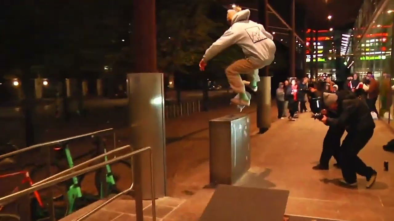 Rest in Peace Robbie McKinley • Links to original clips: https://quartersnacks.com/2023/03/qstop10-march-31-2023/ • Intro via Teemu Metsäkylä's "Troposphere – Trobotti" video -