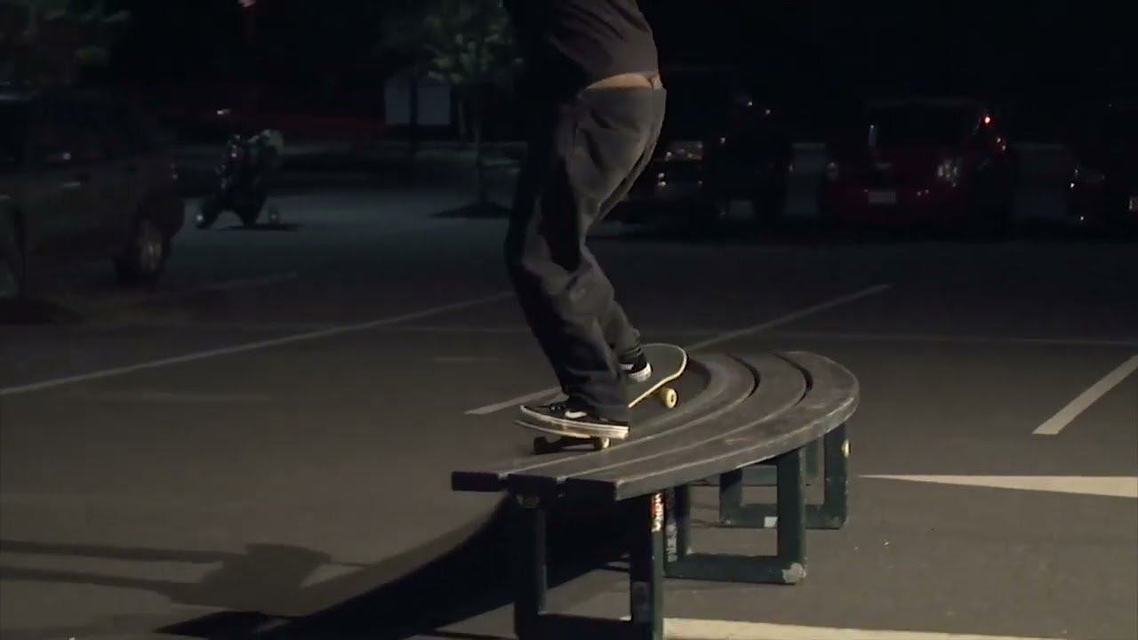 Links to original clips: https://quartersnacks.com/2023/03/qstop10-march-24-2023/ • Intro via @dimemtl