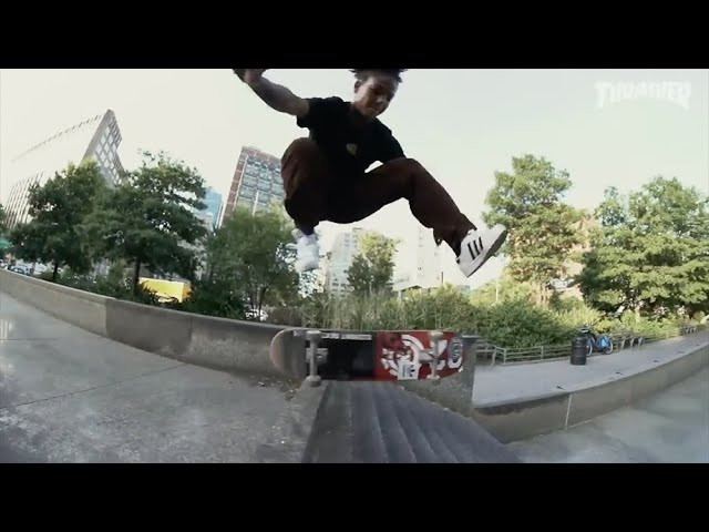 Links to original clips: https://quartersnacks.com/2022/11/qstop10-november-25-2022/ • Intro via @Cody7212