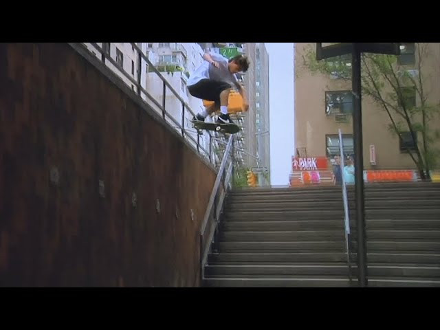 Links to original clips: https://quartersnacks.com/2022/07/qstop10-july-22-2022/ • Intro via @whatisnewyork