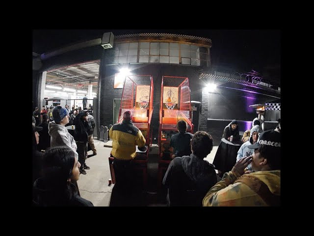 April 1, 2022 @ Vans Skate Space 198 in Brooklyn <br />🔊 by @lqqkstudio<br />🍔 by @popseatrite<br />📹 by @gregpnavarro<br />🍻 @pacificobeer <br />🏀 http://quartersnacks.com