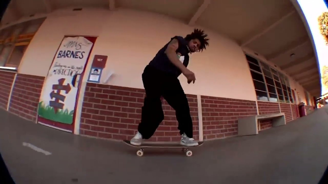 Links to original clips: https://quartersnacks.com/2022/02/qstop10-february-18-2022/ • Intro via @kylerhale on IG