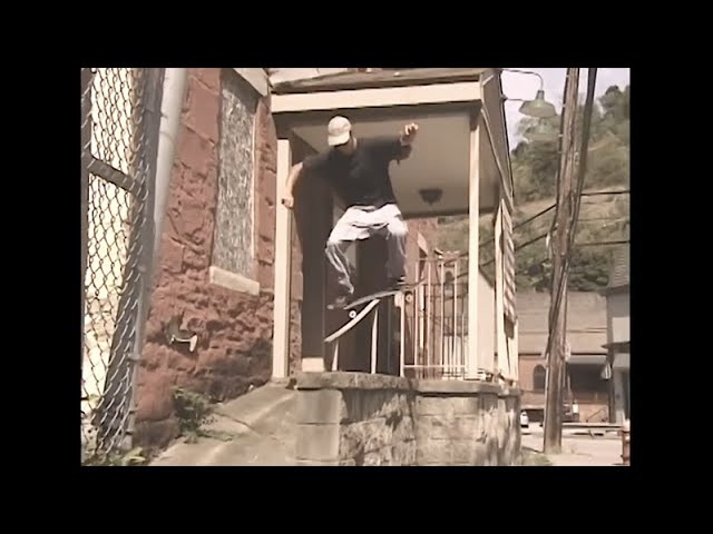 Links to original clips here: https://quartersnacks.com/2022/01/qstop10-january-28-2022/ • Intro via dimemtl