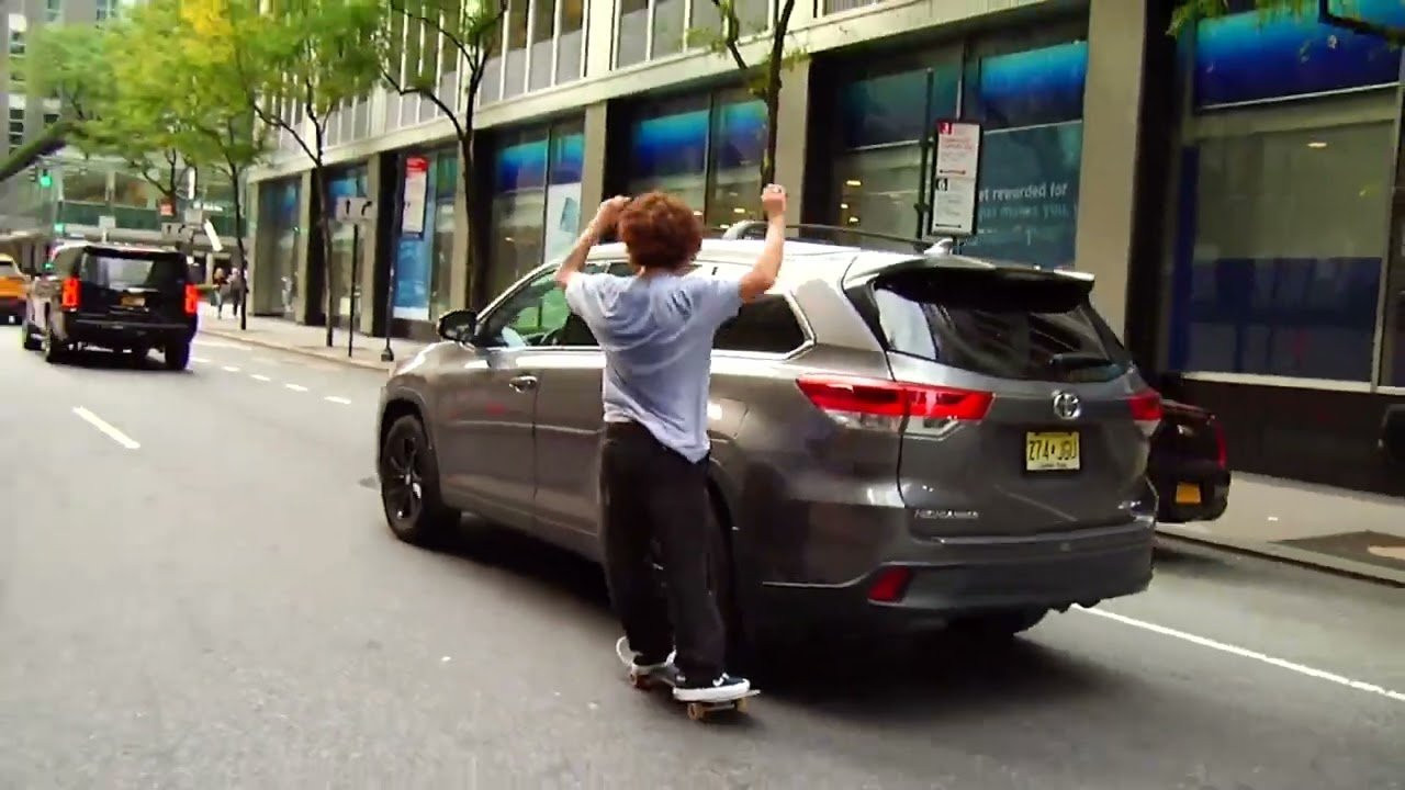 Links to original clips: https://quartersnacks.com/2022/01/qstop10-january-21-2022/ • Intro via @destroyedwood on IG