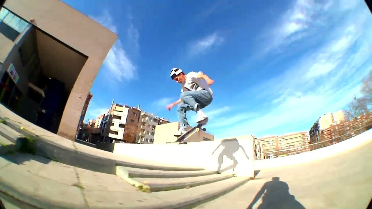 Links to original clips: https://quartersnacks.com/2021/09/qstop10-september-17-2021/ • Intro via @_smither__ on IG