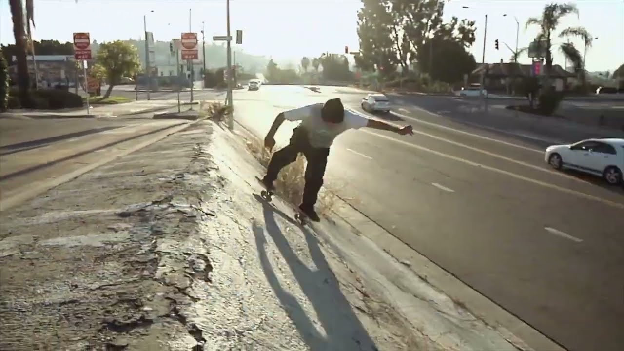 Links to original clips: https://quartersnacks.com/2021/04/qstop10-april-30-2021/ • Intro via @mariosk8