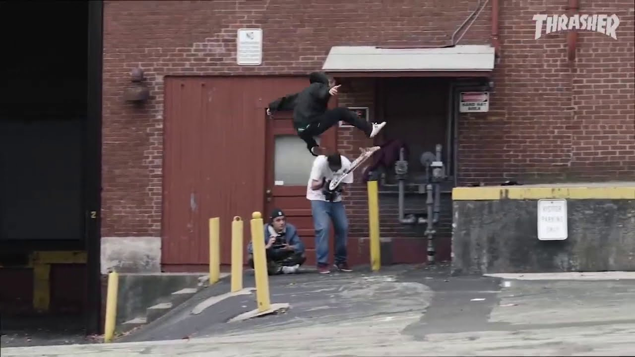 Links to original clips: https://quartersnacks.com/2021/03/qstop10-march-5-2021/ • Intro via @verifriedaccount