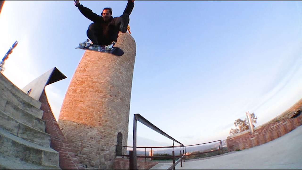 Edited by: Eric Iwakura, filmed by: Henner Figueiredo • https://www.instagram.com/clubdesportmetronome/ • http://quartersnacks.com