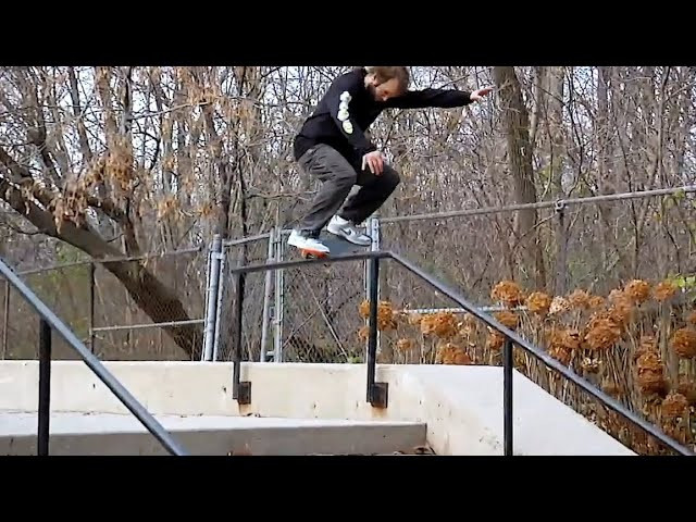 Links to original clips here: https://quartersnacks.com/2020/12/qstop10-december-18-2020/ • Intro via @placemag