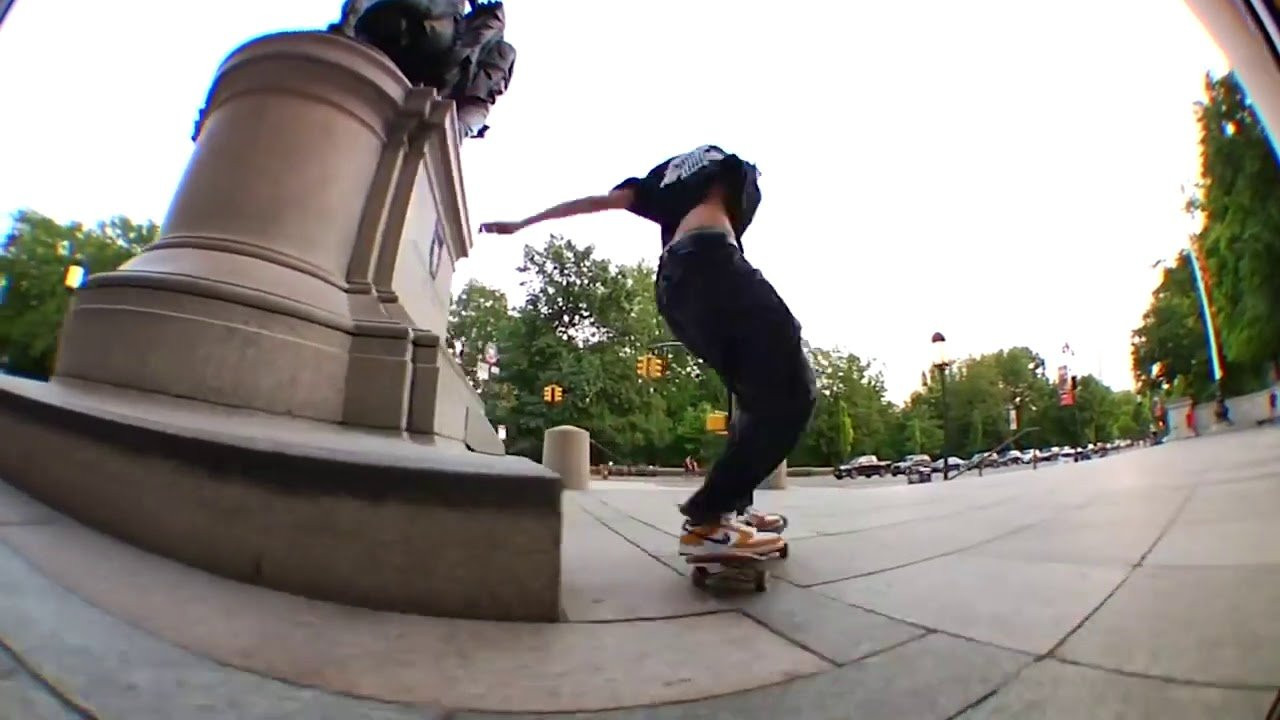 Links to original clips here: https://quartersnacks.com/2020/11/qstop10-november-6-2020/ • intro via @trapani_skate