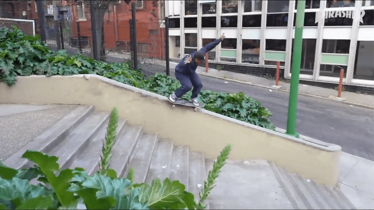 Links to original clips here: https://quartersnacks.com/2020/10/qstop10-october-9-2020/ • intro via @zeredbassett