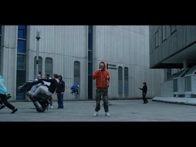 _lovers is a strange lucid dream told from the third person.<br />Everything is mixed, short memories are displayed on a confused timeline where flash-forwards and flashbacks run into each other. <br />The main character goes through a journey where he hangs out with his friends, skates, and finally starts to experiment his sexuality; deeply enjoying kissing softly girl and then having a crush for a boy.<br /><br />Directed by Julien Peyrou<br />Cinematography by Alex Willis<br />Music + sound design by Antoine Hallard<br />Produced by ThewillisWillis<br /><br />Discover our new collection on raveskateboards.com