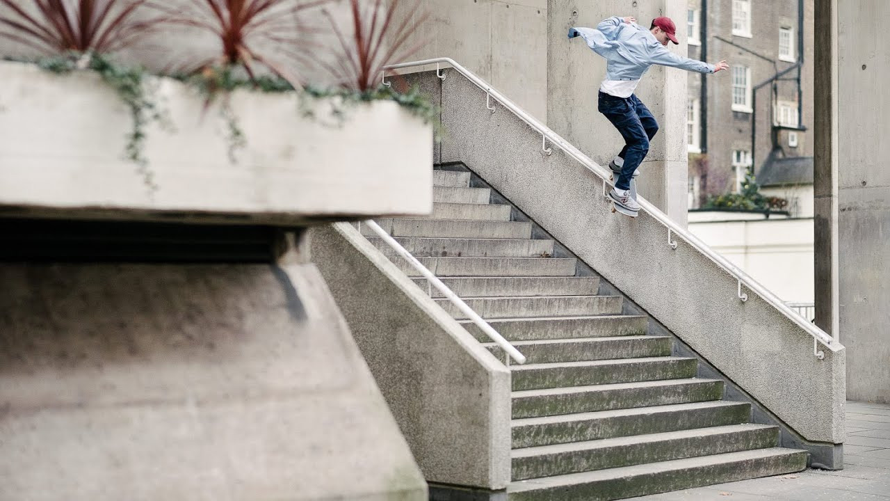 00:00 Intro<br />03:20 Charlie Munro<br />08:19 Sam Murgatroyd<br />11:37 Zach Riley<br />12:38 Carlos Cardenosa<br />14:40 Jak Pietryga<br />17:17 Korahn Gayle<br />23:06 Conor Charleson<br />26:11 Manny Lopez<br />30:22 Harry Lintell<br /><br />Subscribe to our YouTube channel here: https://www.youtube.com/c/freeskatemagazine?sub_confirmation=1<br /><br />Cover Version is an independent, London-based skateboard video by Dan Magee and Kevin Parrott, featuring Harry Lintell, Korahn Gayle, Manny Lopez, Charlie Munro, Carlos Cardenosa, Jak Pietryga, Zach Riley, Sam Murgatroyd, and Conor Charleson.