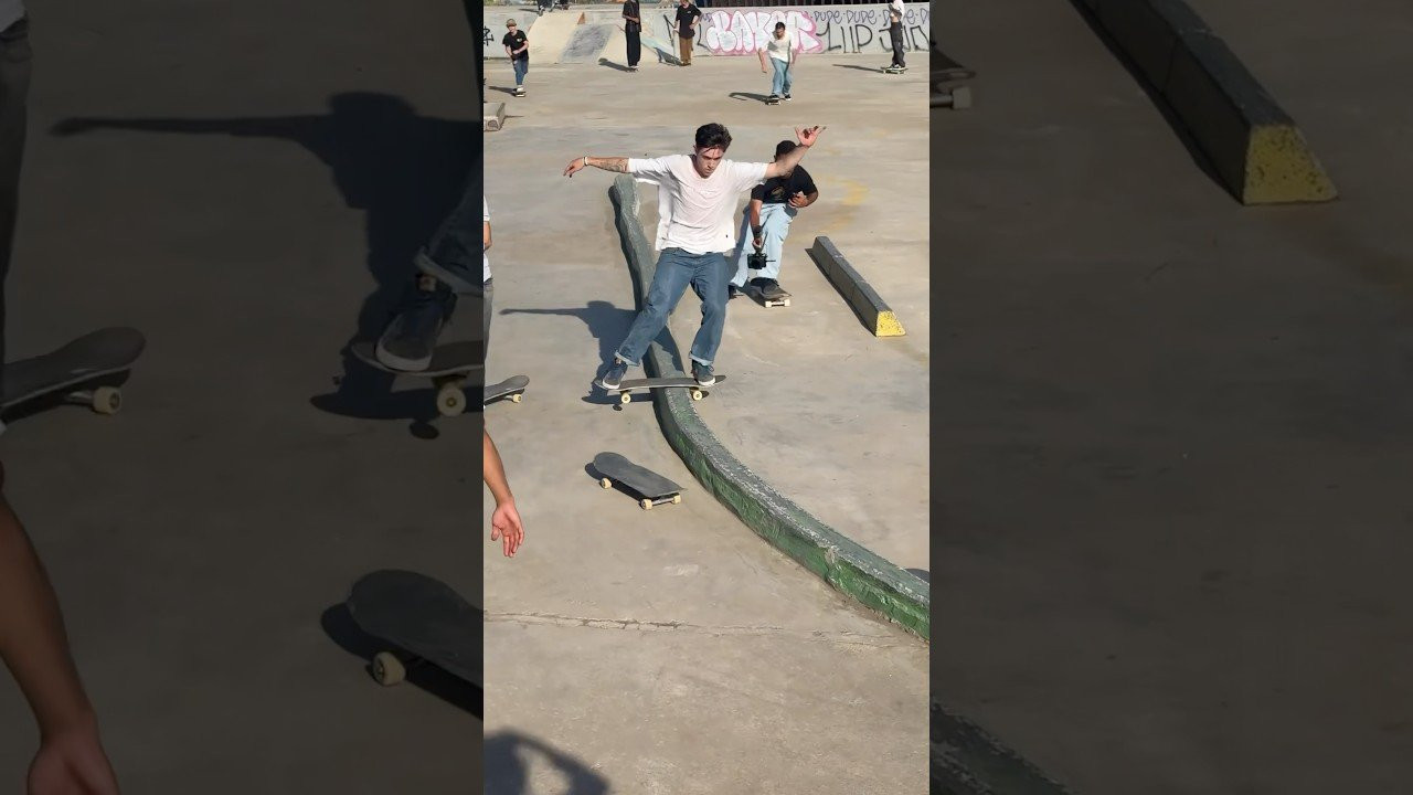 Vote for the spots we will host Best Trick jams at in Barcelona next Saturday! #RedBullSpotCheck