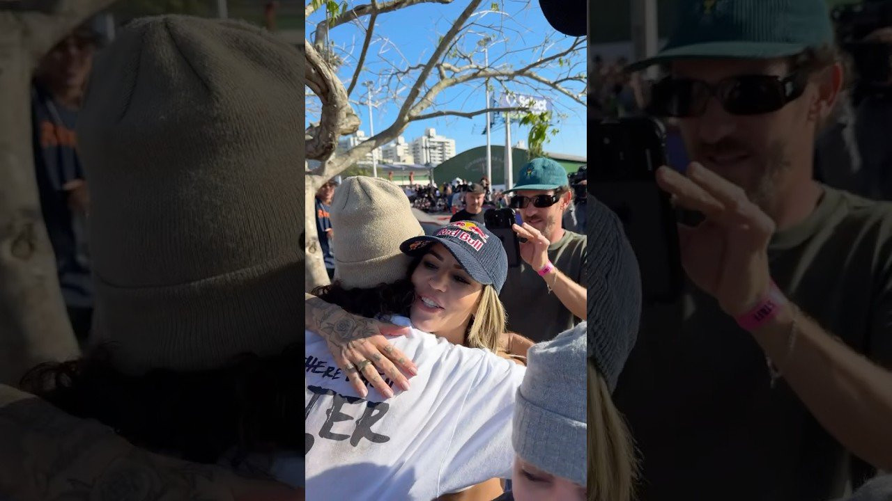 💥🔨 Demo insana hoje!<br />Obrigado to all the Floripa fans that came out and showed love. Next stop: Buenos Aires, Argentina!<br />#RedBullDropInTour #skateboarding