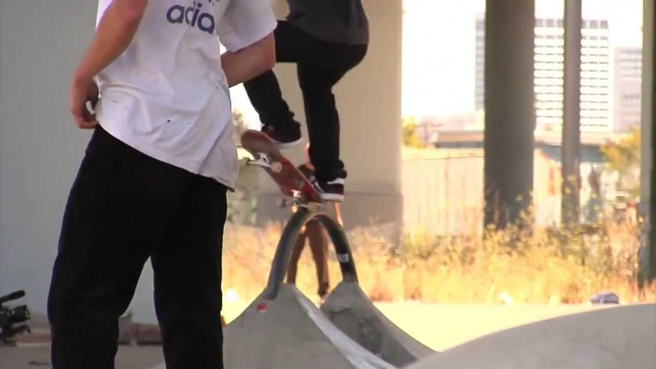 The Real team went over to Oakland to check out the new DIY construction going on near Bordertown.<br />Thanks to everyone who helped in the build for making it happen!<br /><br />http://www.facebook.com/Real.Skateboards<br />http://www.twitter.com/realskateboards<br />http://www.realskateboards.com/team/