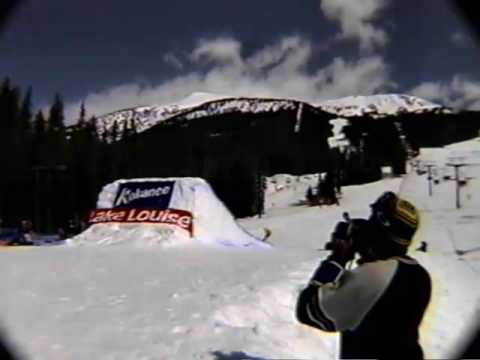 411VM-Issue 40 (2000)Featuring-Kenny Anderson, Diego Bucchieri, Chris Cole, Enrique Lorenzo and Adam McNatt.Road Trips-Adio Australia, World Brazil and Reef...