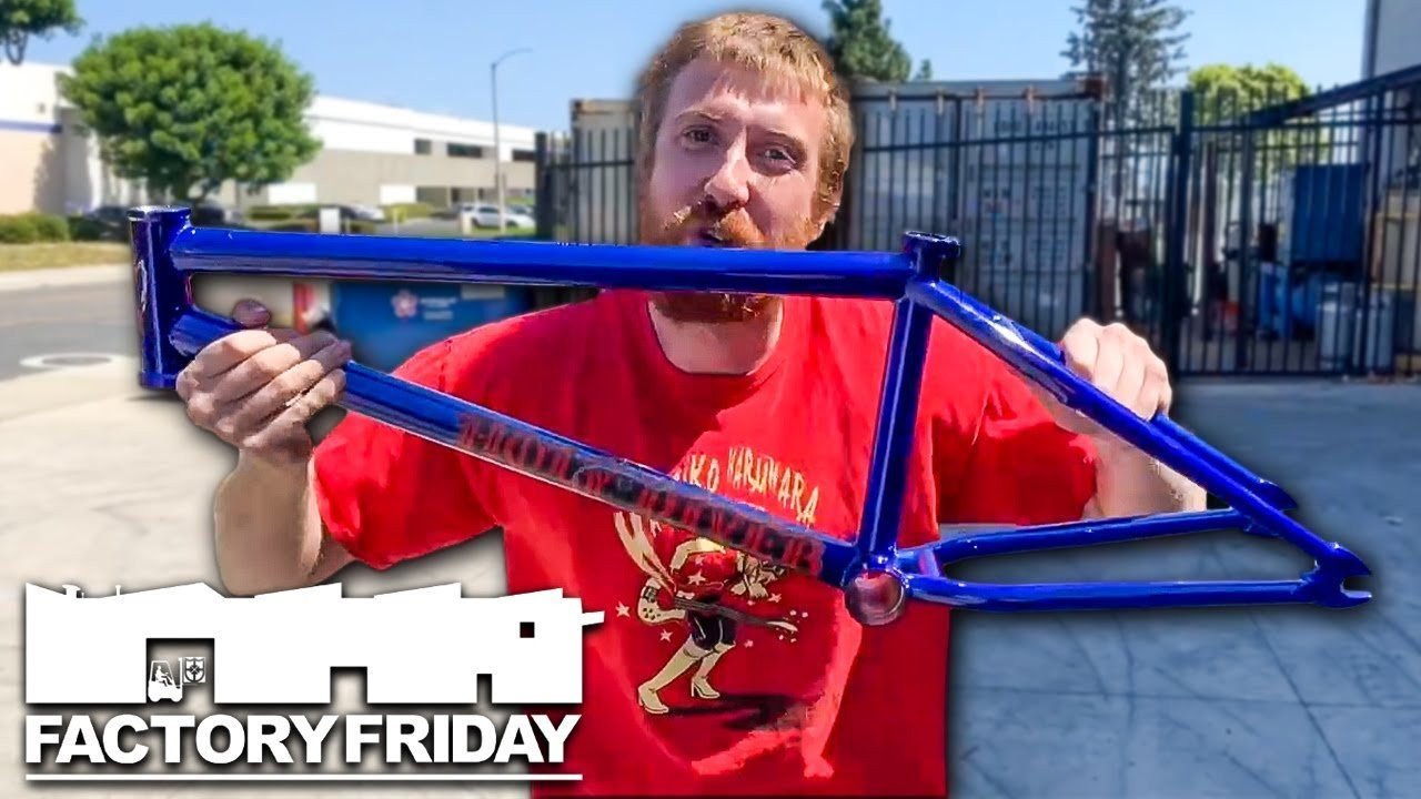 It's Forkin' Friday folks, so let's Holy Dive on in! <br /><br />Turtle Neck Stems in polished and even a new Blue Groove colorway, another batch of Edwin BTM XL frames, a visit to the paint shop, Mike Stahl's first reaction to his new Holy Diver frame colorway, and more!!<br /><br />This week's Factory Friday is a good one and even has a quick pit stop in Colorado at the dirt jumps with Chris and Melissa!<br /><br />Midnight Sea Holy Diver Frames are available NOW!!<br />https://www.sandmbikes.com/product/hardgoods/frames/holy-diver-frame/<br /><br />Turtle Neck Stems: https://www.sandmbikes.com/product/hardgoods/stems/credence-turtleneck/<br /><br />www.sandmbikes.com