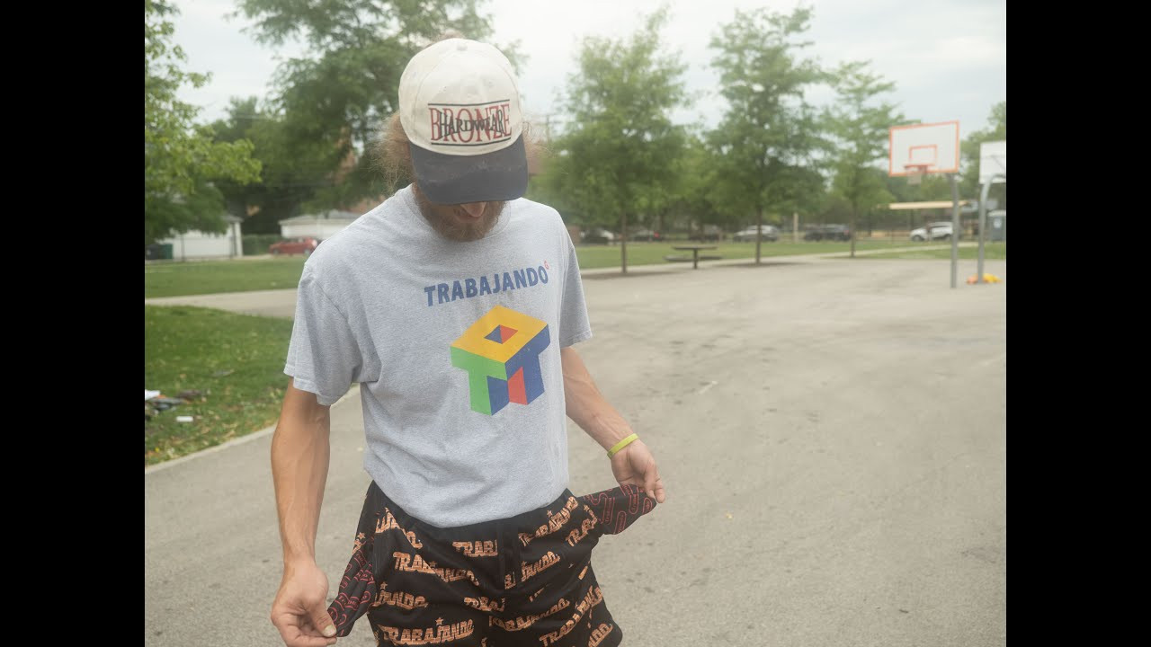 A little session in some of the Trabajando gear from the summer 23 collection. <br />Trabajando Basketball Shorts available for preorder! <br />https://trabajandoskate.com/collections/pants-and-shorts/products/trabajando-supe-basketball-shorts-pre-order<br /><br />Featuring: Nico Positano, Nick Sowers & Corey Henderson.<br />Filmed by & Edited by Corey Henderson<br />Additional Filming: Jarret Speck