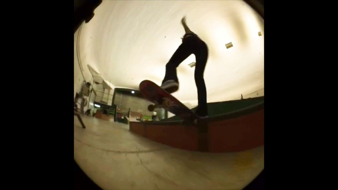 Muchos amigos and amigas at fargo filming on the new mini vx1000 mk1 lens for the lovers of vignette (myself included) <br />Get yours here! <br />https://www.trabajandoskate.com/collections/accessories-videos/products/mini-vx1000-mk1-fisheye