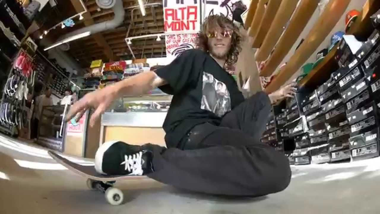 YOU EVER SEEN A 4 BOLT 3 FLIP? I DIDNT THINK SO. PEEP HERM DOGG STOMP NEW YARDS, BOLTS!!!<br /><br />http://shakejunt.com<br />http://bakerskateboards.com