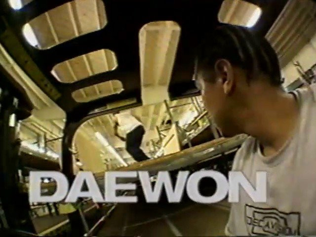 411VM-Issue 48 (2001)<br />Featuring-Kareem Campbell and Steve Nesser<br />Road Trips-Cliche and DVS