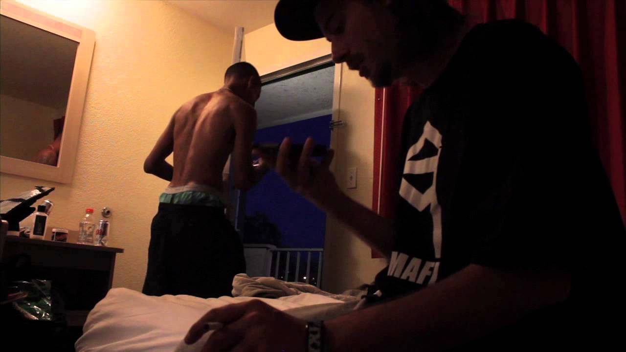 THIS MONTH THE CREW HEADS TO PHOENIX FOR THE ANNUAL AM CONTEST. HOT WEATHER, HIJINKS AND PLENTY OF GIVEAWAYS. THEN ON OVER TO THE DUST DEVIL SKATE PARK FOR A NICE NIGHT SESH. ENJOY! <br /><br />FEATURING : ALEXIS RAMIREZ, MARSHALL HEATH, DORIAN GRAY, JOSH LOPEZ, COUNG LIENG, LARELLE GRAY & GUEST HOMIE DARIUS "WOOGIE" JACKSON <br /> <br />MUSIC BY:<br />SOULS OF MISCHIEF -SHOOTING STARS<br />OC -TIMES UP (INSTRUMENTAL)<br /><br />FILMED BY:<br />NICK LAMM<br />COUNG LIENG <br />BRANDON LEFEVER<br />LARELLE GRAY <br /><br />VIDEO BY:<br />NICK LAMM<br /><br />Online store:<br />shopmafia4life.com<br /><br />FOR SMS/YOUTUBE/VIMEO<br />All SK8MAFIA Products Available at<br />SHOPMAFIA4LIFE.com<br />Follow us on insta.gram:<br />@sk8mafia<br />@stephenlawyer<br />@alexis_sm4l<br />@kellenjames1<br />@caobron<br />@lord_pillage<br />@larellegray<br />@doriangraysm<br />@bturner_<br />@smheath<br />@jamiepalmore<br />@sarmientojavi<br />@tylersurrey<br />@lammsbread<br />@preebz<br />@dc24sk8mafia<br />#WesKremer<br /><br />Follow us on twitter:<br />@sk8mafia4life<br /><br />Facebook Fan Page<br />facebook.com/pages/SK8MAFIA/138592928940<br /><br />Any questions regarding the brand<br />info@sk8mafia4life.com