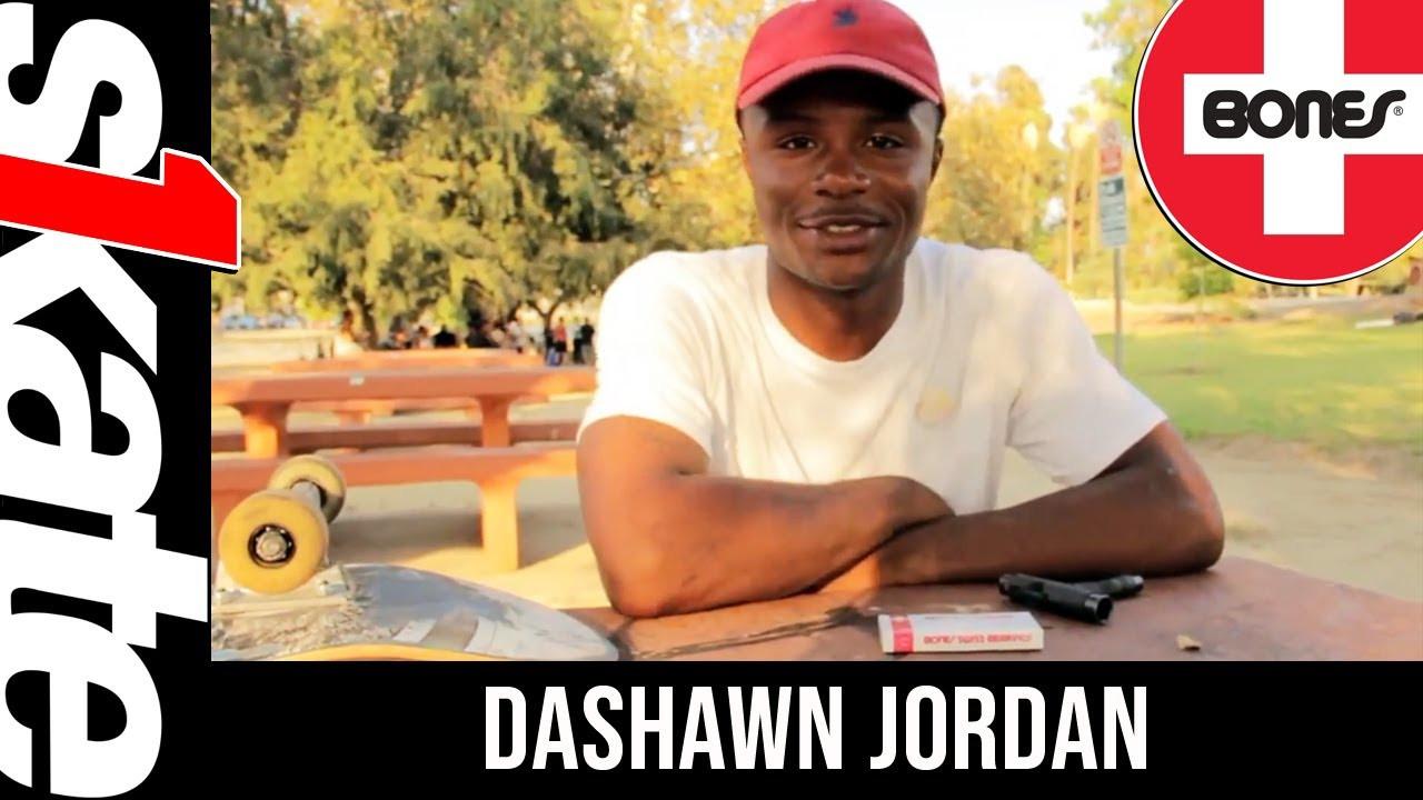 A day at Lincoln Park with Dashawn Jordan and hear why he skates Bones Swiss Bearings. Filmed and edited by Vern Laird.<br />http://bit.ly/bonesbearings