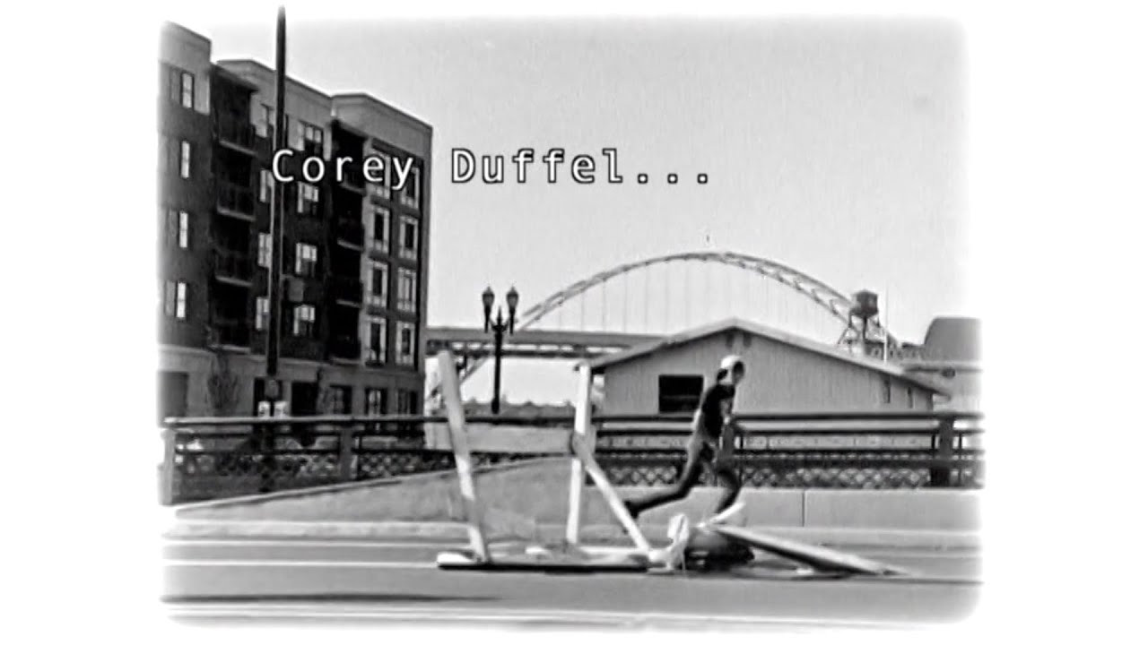 Thrasher: Playing In Traffic - Corey Duffel (2002)<br />[Deinterlace/59.94fps]