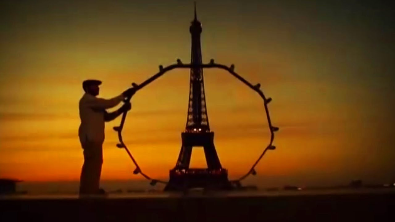 Mark Gonazales's "Circle Board" device, a giant sculpture-as-skateboard comprising nine boards connected end-to-end into a wheel shape.<br /><br />This clip is part of a 100 video playlist, linked by QR codes in Iain Borden "Skateboarding and the City: a Complete History" (Bloomsbury, 2019), the definitive book on classic and contemporary skateboarding.<br /><br />USA orders<br />https://www.amazon.com/Skateboarding-City-Iain-Borden/dp/1472583450/<br />https://www.bloomsbury.com/us/skateboarding-and-the-city-9781472583451/<br /><br />UK/Europe orders<br />https://www.amazon.co.uk/Skateboarding-City-Iain-Borden/dp/1472583450/<br />https://www.bloomsbury.com/uk/skateboarding-and-the-city-9781472583451/<br /><br />‘This book holds the comprehensive evolution of getting radical. How, when, why, and who, told with a genuine passion for the art of skateboarding. Borden continues to be the scribe of skateboarding’s history, perceptively documenting skate culture’s influences on wider society.’<br />Oliver Percovich, Founder of Skateistan<br /><br />‘Borden’s work is as varied and bedazzling as the most expert of skaters. He addresses skateboarding’s romantic, subcultural past through its global, social, and political present. Throughout, his voice is readable and approachable, a fine balance of the committed academic and beguiled practitioner. The result is nothing short of indispensable.’<br />Kyle Beachy, Associate Professor, Roosevelt University