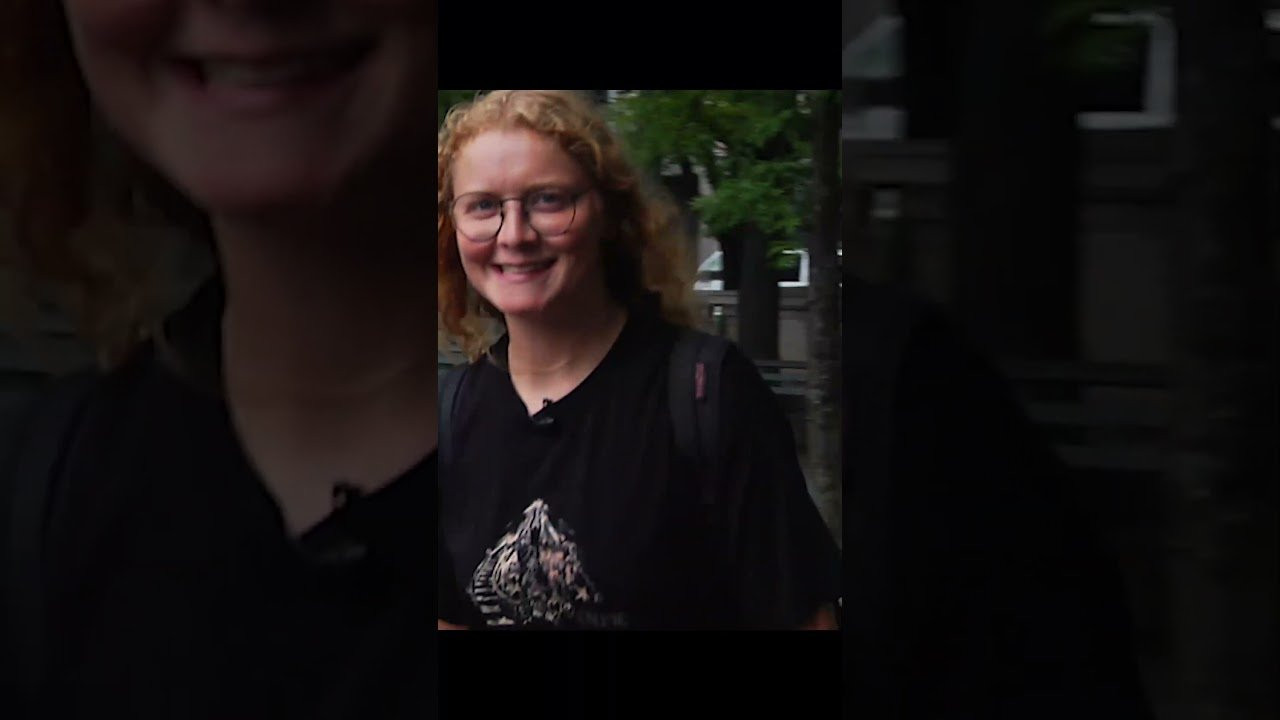 Chill with Una at the monument before heading to the Vans Block Party.<br /><br />Filmed and edited by Sean Bendon.<br />Subscribe to Skate Jawn: https://webstore.skatejawn.com/<br />More content: http://skatejawn.com<br />IG: https://www.instagram.com/skatejawn/<br />More videos: https://www.youtube.com/skatejawn