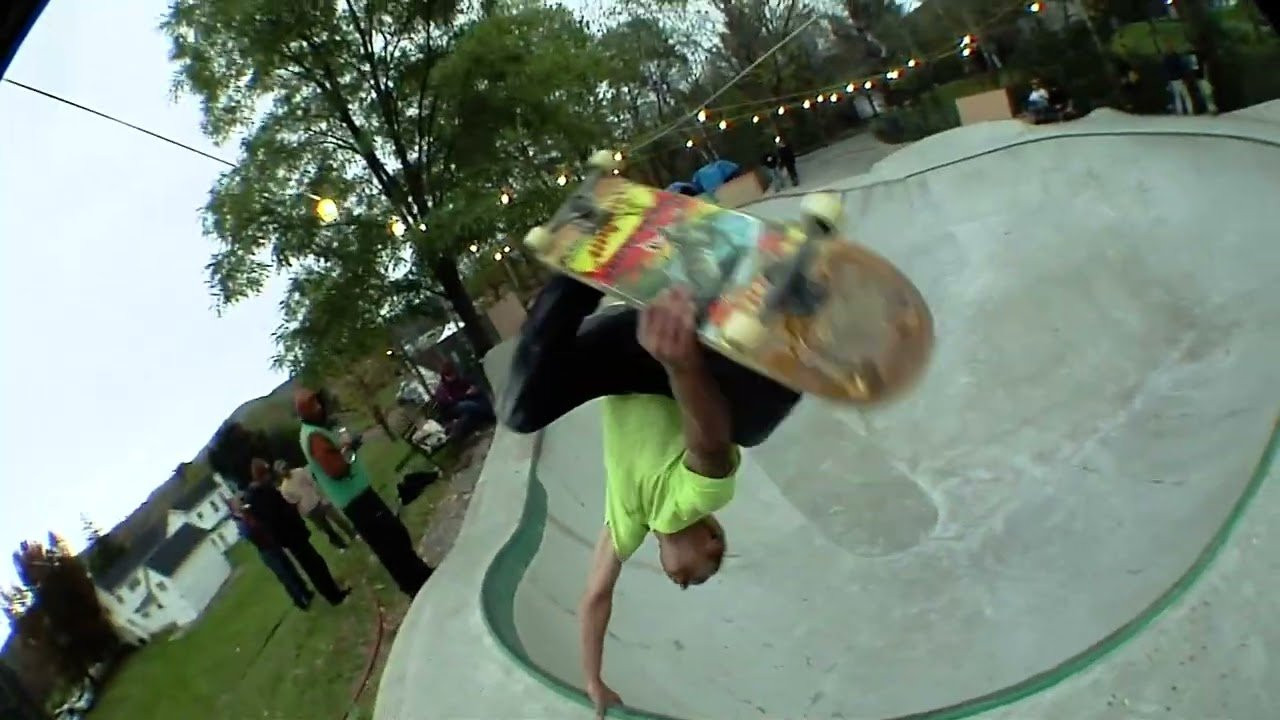 Recap from the Windham INNvitational skate jam in upstate NY October 2023.<br />filmed and edited by @metrotapes and @fckinfr<br /><br />Subscribe to youtube here: https://www.youtube.com/channel/UCjKjORPOx_65rdOBPeYFoGQ<br />Subscribe to Skate Jawn: https://webstore.skatejawn.com/<br />More content: http://skatejawn.com<br />IG: @skatejawn
