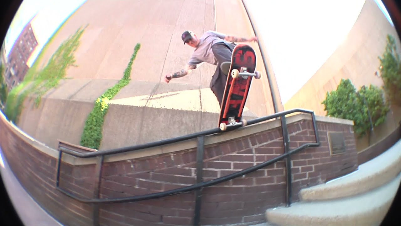 LOTTA LIGHT<br />“Moms Skate Shop Buffalo, New York, world's greatest shop in the entire world” <br />featuring:<br />Jon Desantis<br />David Eoannou<br />Wes Adamski<br />Tony Huffangle<br />Jake Donnelly<br />Kiefer Laboy<br />Ancient Korey<br />Jack Tarr<br />Justin Grzechowiak<br />Tyler Stier<br />Nick Dicara<br /><br />@moms_skateshop<br />http://skatejawn.com