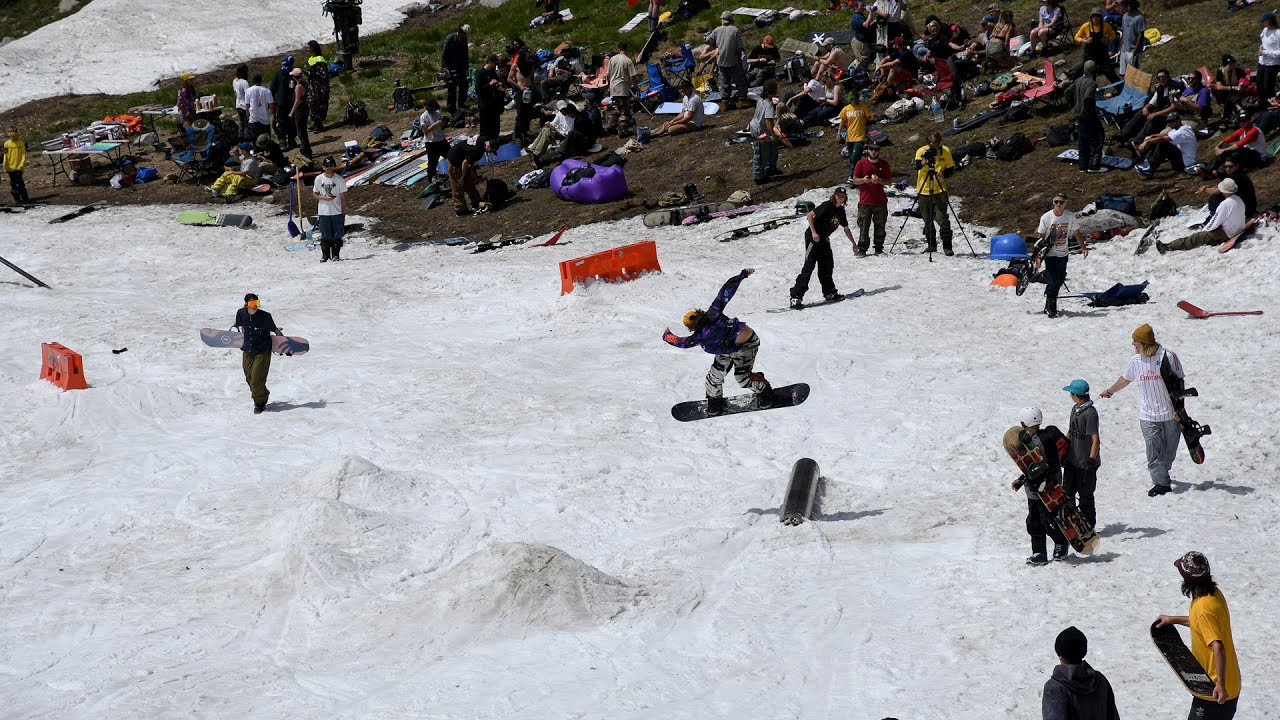 This past Friday, the greater Salt Lake City snowboard community rallied out to Little Cottonwood Canyon for Barrier to Entry, a DIY get-together and jam session held to show support and solidarity with the Black Lives Matter movement and support equality and inclusivity in snowboarding. Organized by Jeff Holce, Laura Rogoski, and Mike McDaniel, donations were encouraged, and along with proceeds from an art auction and food and raffle ticket sales, Barrier to Entry raised over $6k for BLM!<br /><br />Filmed and edited by Ted Borland.<br />Thumbnail photo by Jovvany Villalobos.<br /><br />For the latest from Snowboarder Magazine check out:<br /> https://www.snowboarder.com/<br /> Facebook - https://sbdr.co/Facebook<br /> Instagram - https://sbdr.co/Instagram<br /> Twitter - https://sbdr.co/Twitter<br /> YouTube - https://sbdr.co/YouTube
