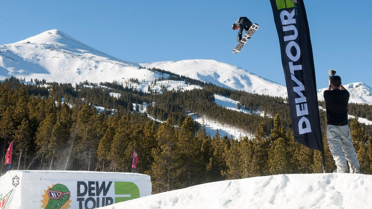 Watch Men's Snowboard Slopestyle Finals, LIVE from Dew Tour Copper 2020!<br />Go to dewtour.com/live for real-time scoring and the Dew View.<br /><br />The final will have a field size of 10 athletes, judged based on overall impression, taking the best one out of three runs. #DewTour #Snowboarding<br /><br />SATURDAY, FEBRUARY 8 (Listed in MST)<br />9:00 – 10:00 AM Women’s Snowboard Modified Superpipe Final Presented by Toyota<br />10:30 – 11:30 AM Women’s Ski Modified Superpipe Final Presented by Toyota<br />12:15 – 1:30 PM Men’s Snowboard Slopestyle Final<br />2:15 – 3:30 PM Men's Ski Slopestyle Final<br />4:15 - 4:45 PM - Women's Ski Streetstyle Final<br />5:00 – 5:30 PM Women’s Snowboard Streetstyle Final<br />5:45 – 6:30 PM Men’s Ski Streetstyle Final<br />6:45 – 7:30 PM Men’s Snowboard Streetstyle Final<br /><br />For the latest from Snowboarder Magazine check out:<br />https://www.snowboarder.com/<br />Facebook - https://sbdr.co/Facebook<br />Instagram - https://sbdr.co/Instagram<br />Twitter - https://sbdr.co/Twitter<br />YouTube - https://sbdr.co/YouTube