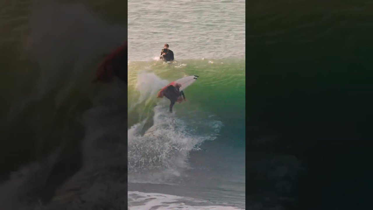 73 minutes of Ethan Ewing, Griffin Cola and Seth Moniz making surfing look stupidly simple.<br /><br />Trilogy: New Wave now streaming exclusively on Stab Premium