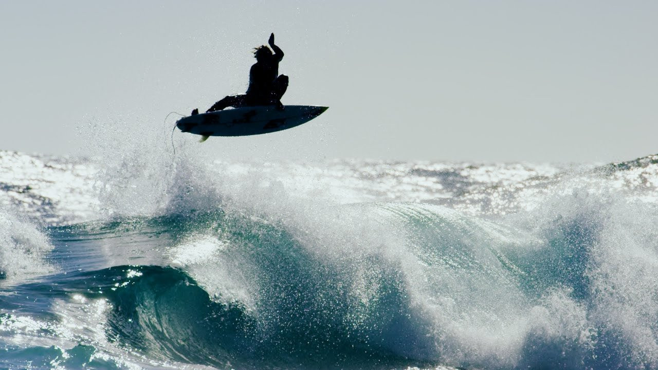 A lightweight, decorative surf film made of fine fabric. <br /><br />Directed and edited by Caity Simmers and Guilherme Martins <br />Stars: Caity Simmers, Ryan Risko, and Timo Simmers<br />Art: Luke Griffin and Hanja Pua <br /><br />Thank you Jacob Vanderwork, Chad Christensen, Dan Scott, Guilherme Martins, Jimmy Wilson, and Leo Noble for the wonderful clips. <br /><br />Music: <br />'83 Wildin' by Edan <br />Polite Meeting by Edan <br />Don't Stop by Qendresa <br />Blue Vein by Lael Neale <br />Always Gonna Be The Same by Mary Jane Dunphe <br />One Way Or Another by Locust <br />The Drum by Slap Happy <br />Your Touch by Saada Bonaire <br />Watchlar by Cocteau Twins <br />Alone by The Cry