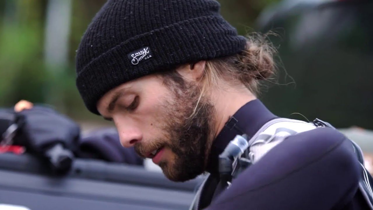 Directed by Sophie Corriveau, La Traversée is a short film about a SUP couple's grassroots expedition to cross the US/Canada border on the Memphremagog.