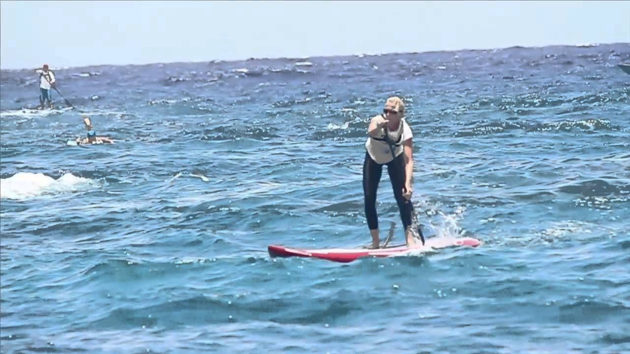 Sonni Hönscheid was awarded the Top Female Performance at the 2014 SUP Awards for her Molokai 2 Oahu win. 