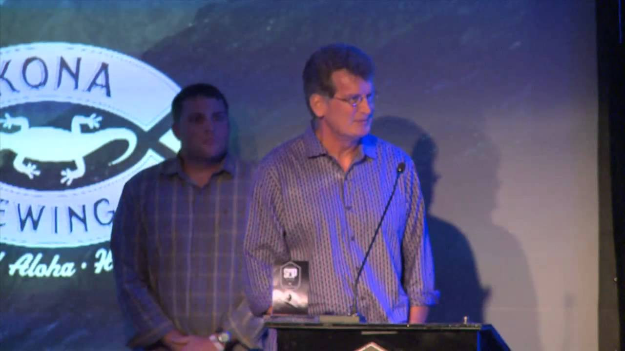 Paddle Second chance—a non-profit dedicated to serving wounded veterans recovering in the Walter Reed National Military Medical Center—was awarded the Top Philanthropic Effort award at the 2014 SUP Awards. 